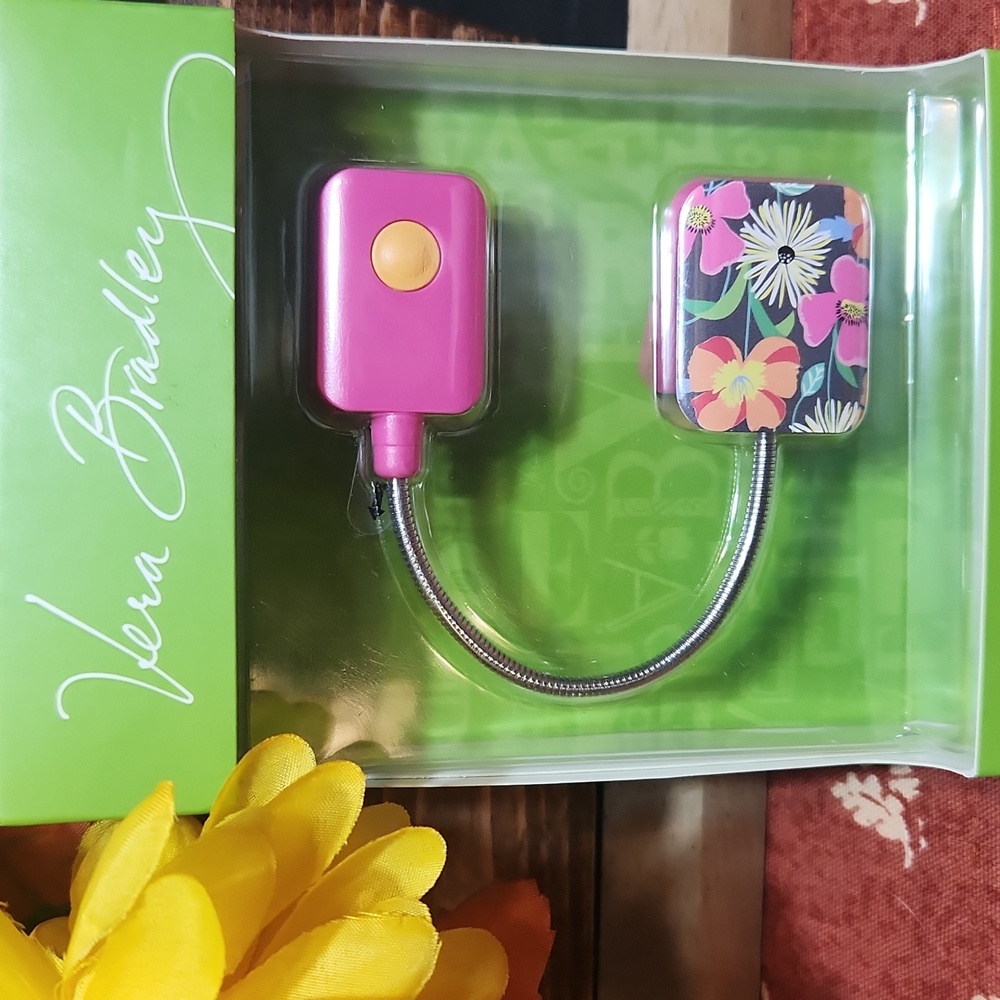 VERA BRADLEY clip light. - Picture 8 of 8